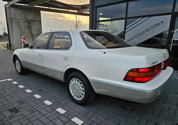 Lexus LS cena 54800 przebieg: 180000, rok produkcji 1992 z Pieniężno małe 742